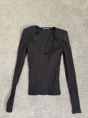 ZARA Black Ribbed Scoop-Neck Long Sleeve Tee